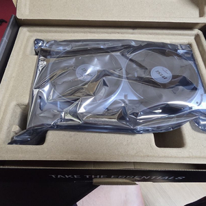 GeForce RTX 5060 그래픽카드 판매합니다