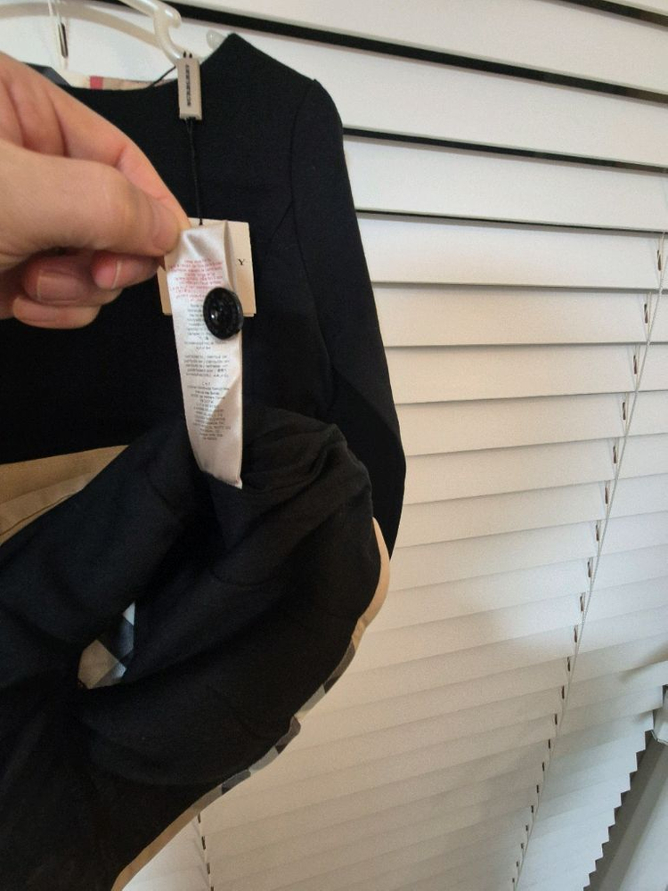 새상품)버버리 키즈 긴팔 원피스 4y--7