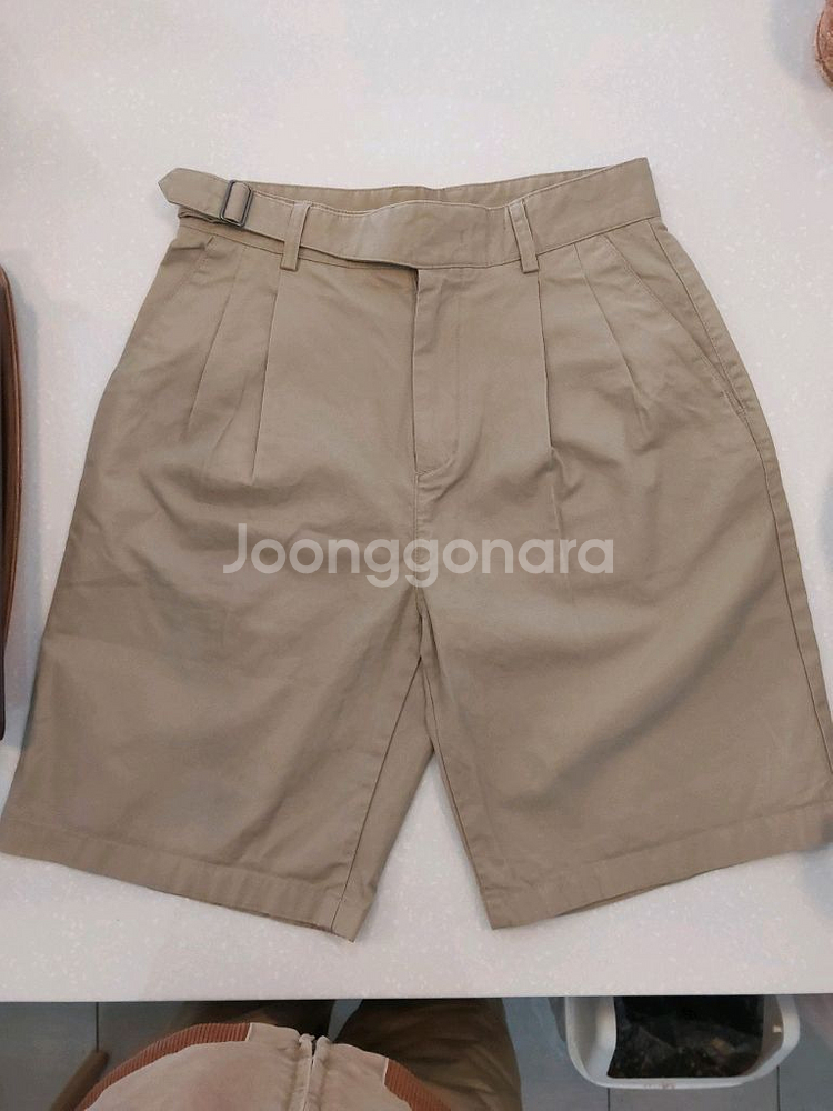 무신사 코튼 구르카 쇼츠 치노 반바지 투턱 베이지 새상품 28사이즈 택포 1만 9천원--1