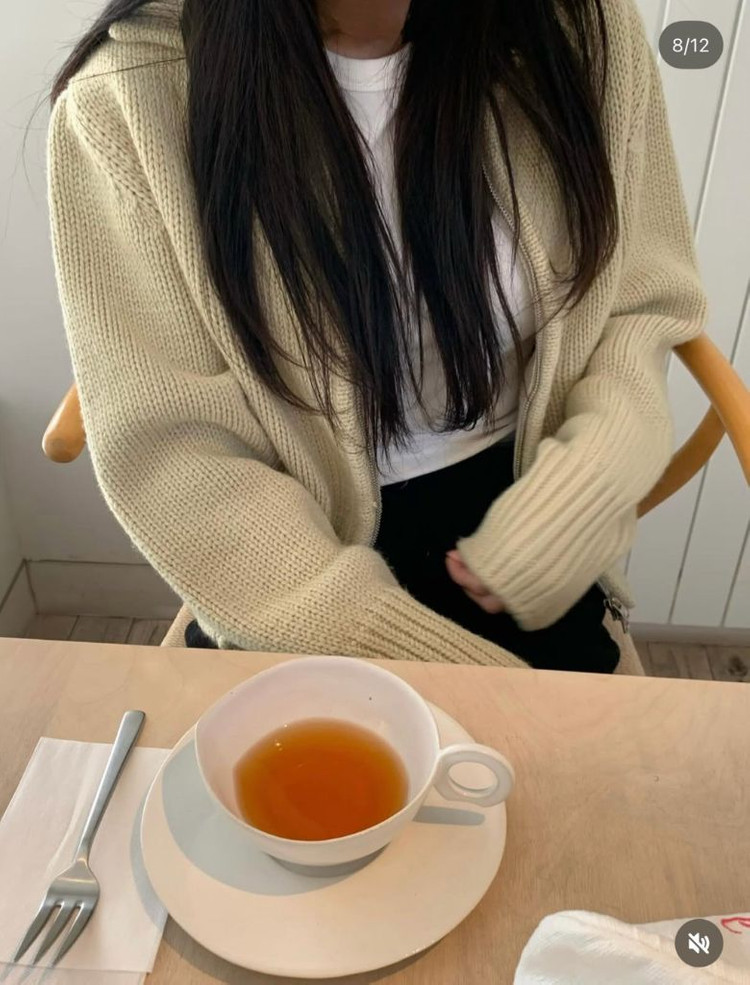 릴리코츠 니트집업 새상품 이미지