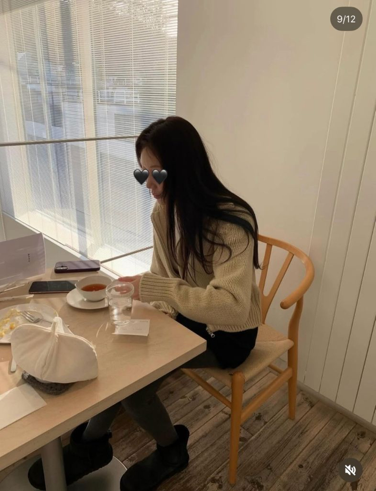 릴리코츠 니트집업 새상품 이미지