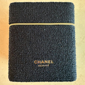 샤넬 베니티 파우치 이미지