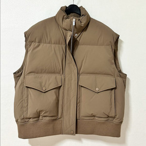 띠어리 패딩 조끼