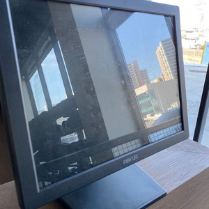 15인치 터치모니터 판매합니다.