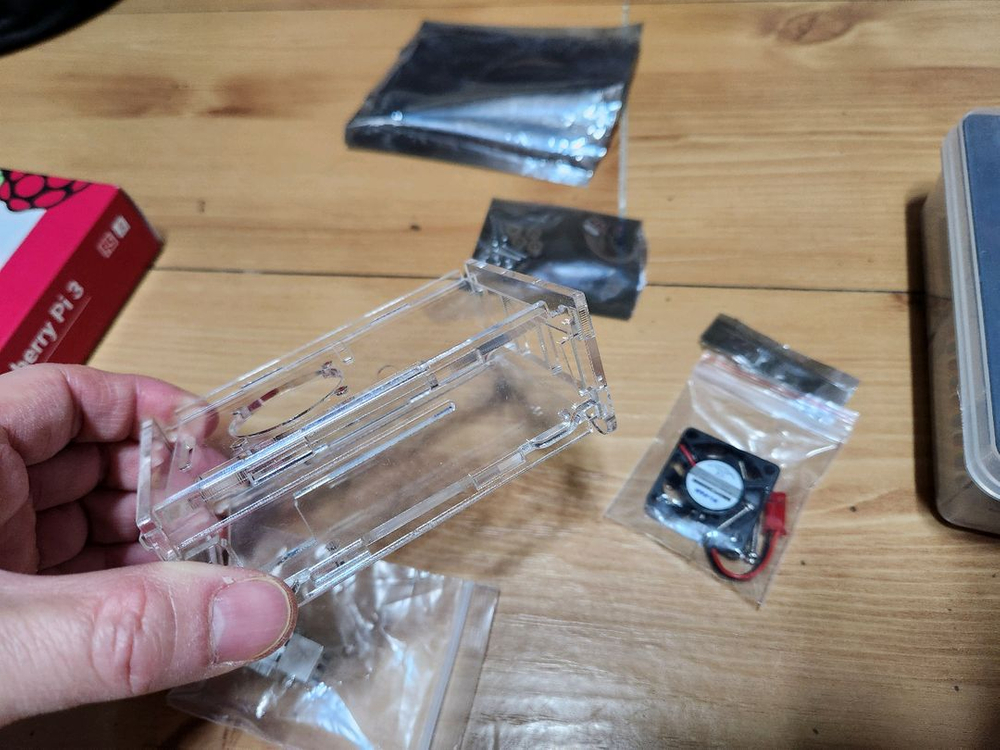 라즈베리파이 3B + 투명케이스 + 팬 + 베이직 키트--2