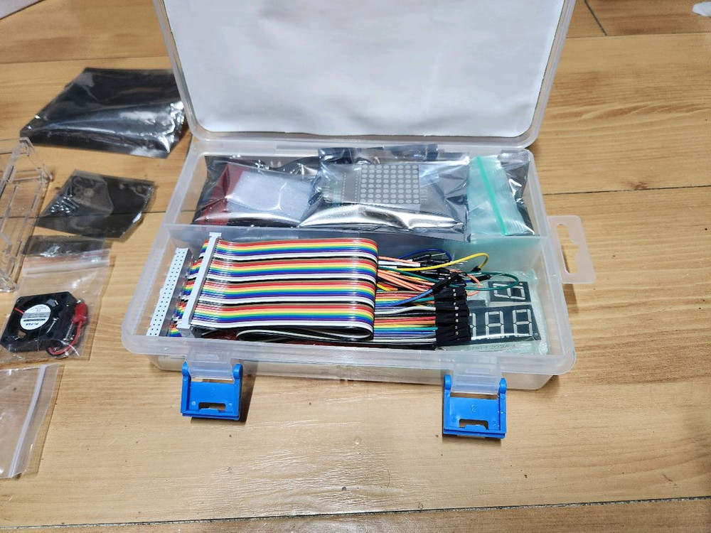 라즈베리파이 3B + 투명케이스 + 팬 + 베이직 키트--3