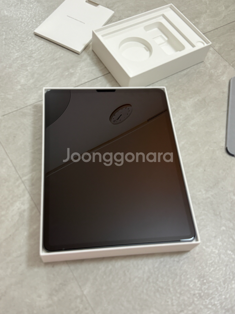아이패드 프로 4세대 12.9인치 스페이스그레이 128gb wifi + 애플펜슬 2세대 + 니케 마그네틱거치대--1