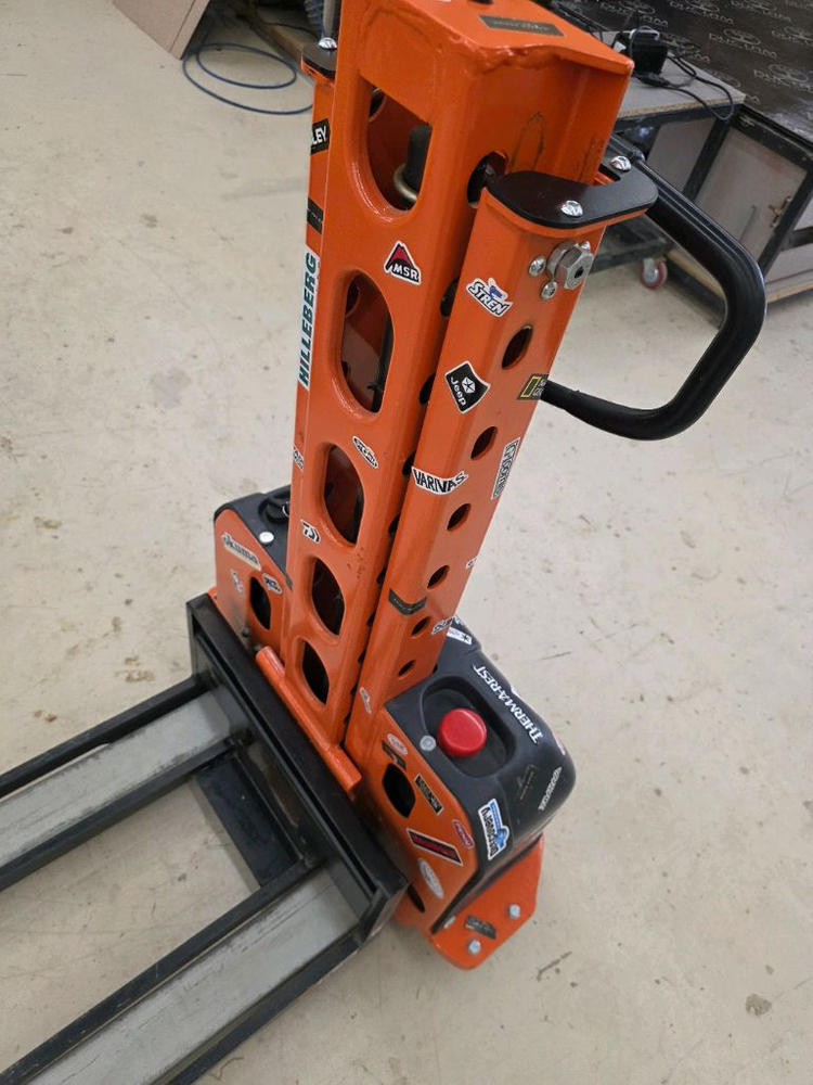 쌍용 셀프로딩 스테커 전동 포크리프트 리프터 수동 지게차 쌍용리프트 이미지