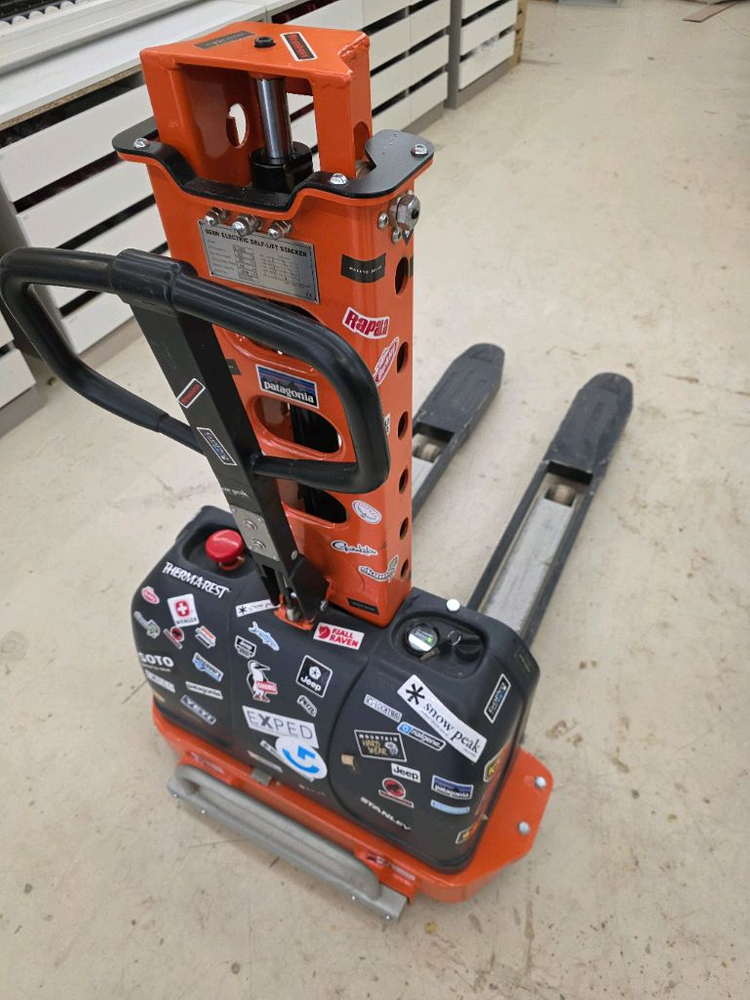 쌍용 셀프로딩 스테커 전동 포크리프트 리프터 수동 지게차 쌍용리프트 이미지