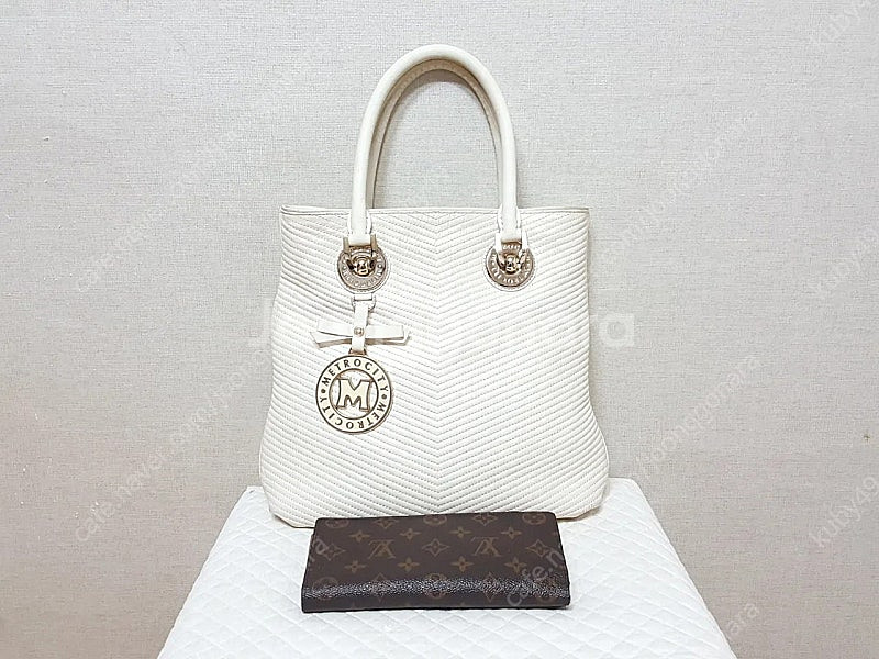 정품)메트로시티 MQ691 소가죽 토트백/황정음가방--1