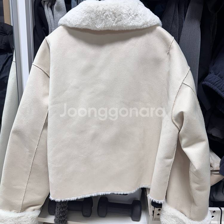 도프셉 리버시블 아이보리 무스탕--7