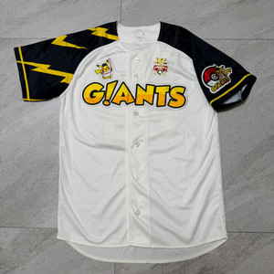 롯데자이언츠 야구 유니폼 피카추 정철원