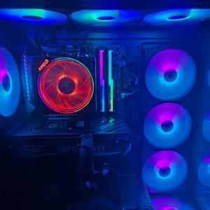 라이젠 5600X/RTX4070super/램32G/NVME 1TG 게이밍컴퓨터본체PC 판매합니다