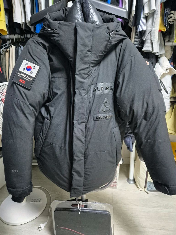 k2 코볼드 패딩 95사이즈 팝니다.--9