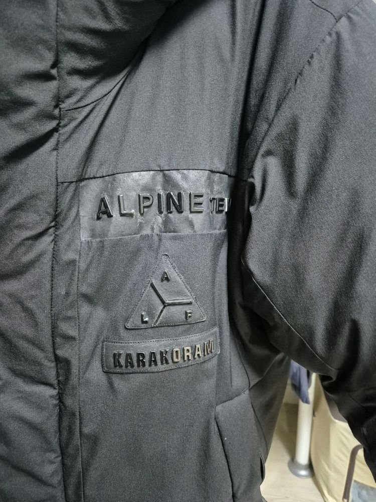 k2 코볼드 패딩 95사이즈 팝니다.--12