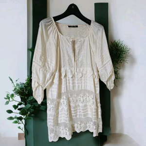 드라이완료/아이보리 레이스 자수 벌룬 소매 블라우스 55