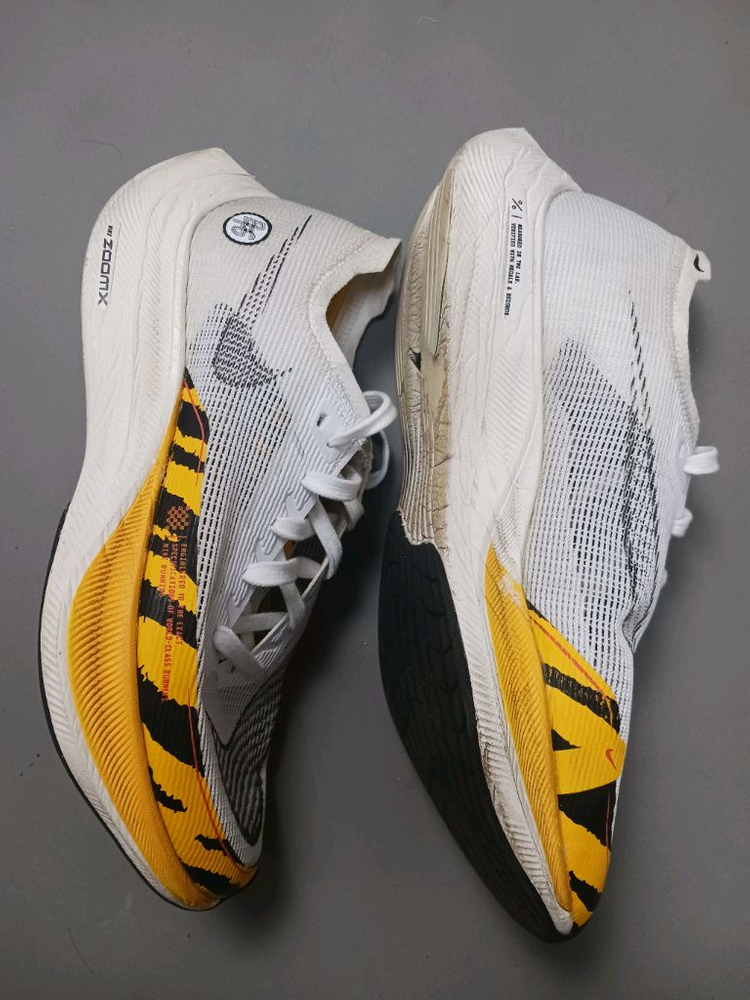 [275] 나이키 줌X 베이퍼플라이 넥스트% BRS 운동화 이미지