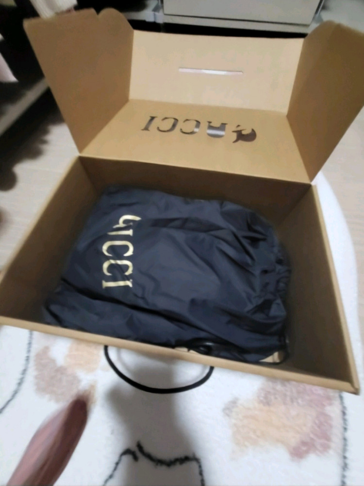 구찌 오프더그리드 크로스 숄더백--4