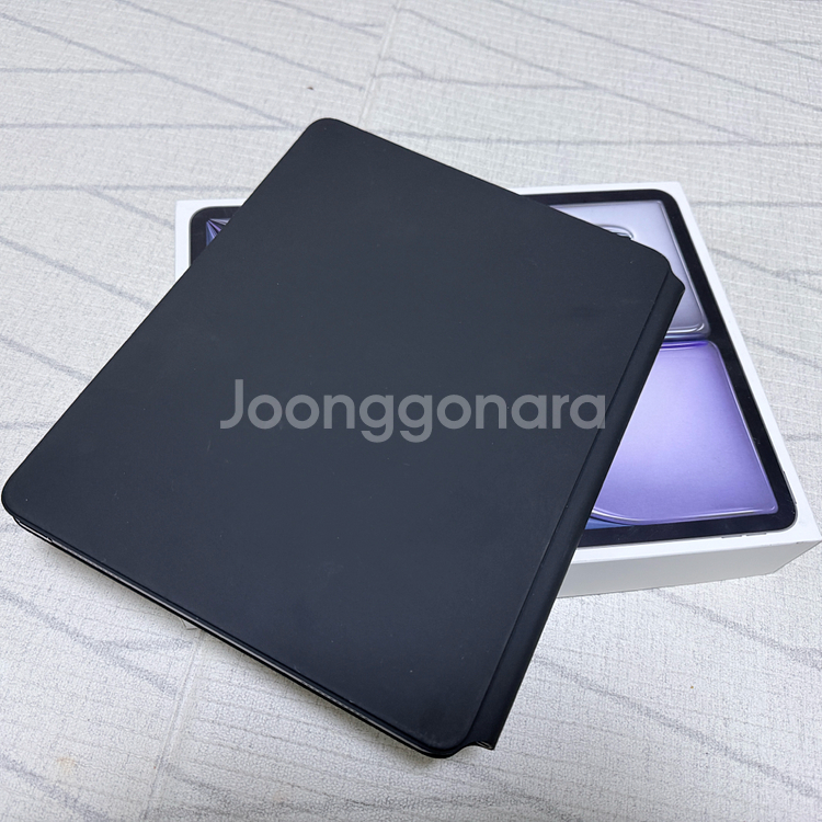 아이패드 에어 13 m2 256g wifi+애케플27/3+매직키보드--1