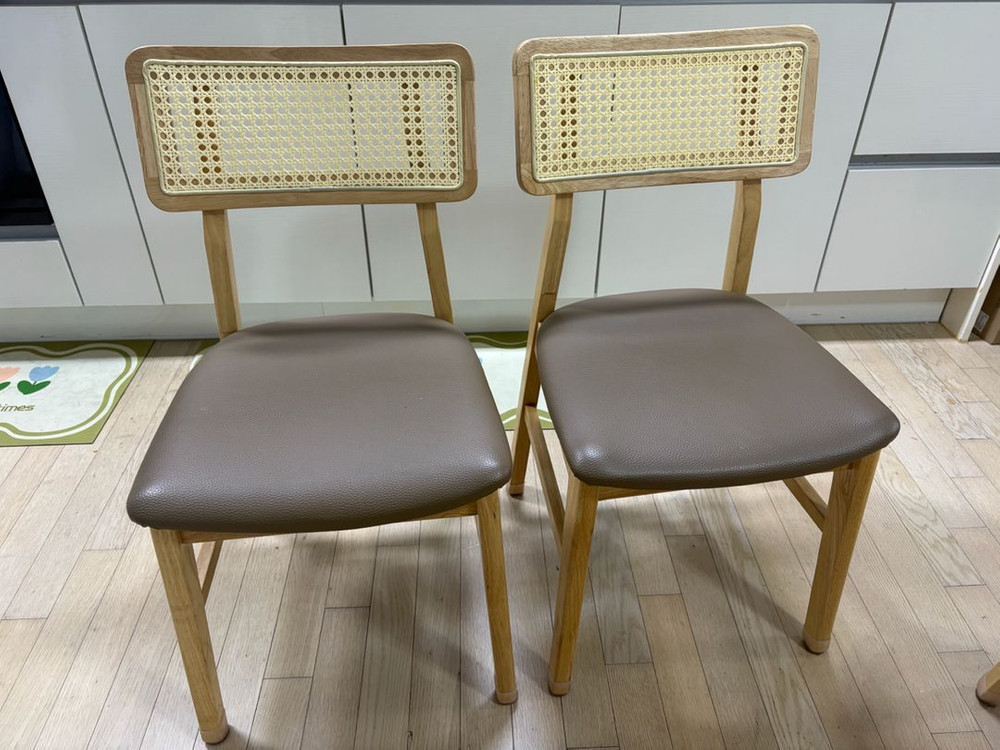 <<<급처리>>>>원목 라탄 다이닝테이블+의자3개 판매 이미지