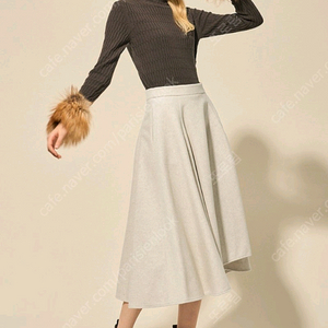 랑방 울 플레어 스커트