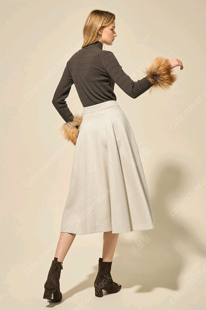 랑방 울 플레어 스커트--1