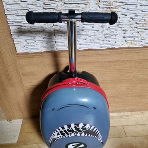 18인치 ZINC FLYTE 징크 샤크 캐리어 킥보드