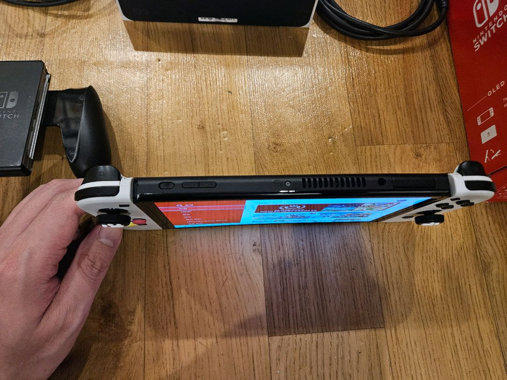 닌텐도 스위치 OLED 화이트 풀박스--5