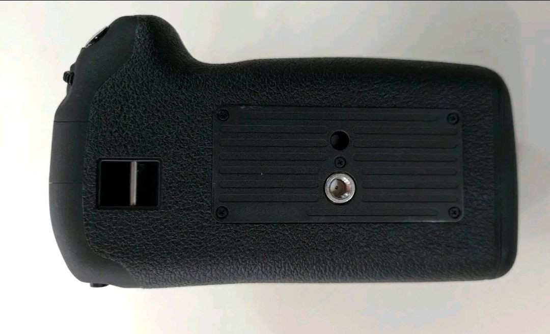 캐논 BG-E21 배터리그립 육두막 6Dmark2 세로그립 BGE21 이미지