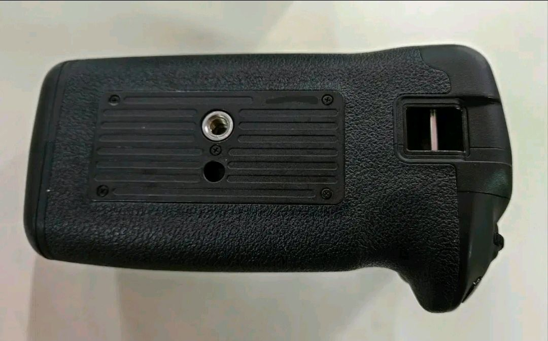 캐논 BG-E20 배터리그립 오막포 세로그립 (정품)--5