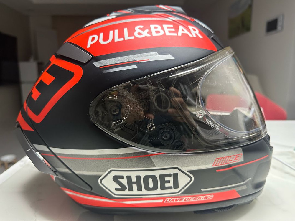 쇼에이 X-14 마르케즈 불개미 무광블랙 M사이즈 헬멧 판매합니다. 이미지