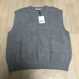 (XL) 새상품 던스트 DUNST 디바이드 브이넥 니트 베스트 그레이