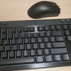 레이저 게이밍 무선 마우스, 키보드 세트로 팔아요