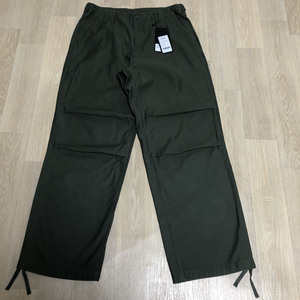 (32) 새상품 무신사 스탠다드 백사틴 파라슈트 팬츠 카키