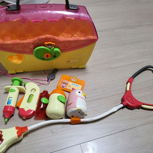 콩순이 병원놀이 말하는 펭이와 청진기