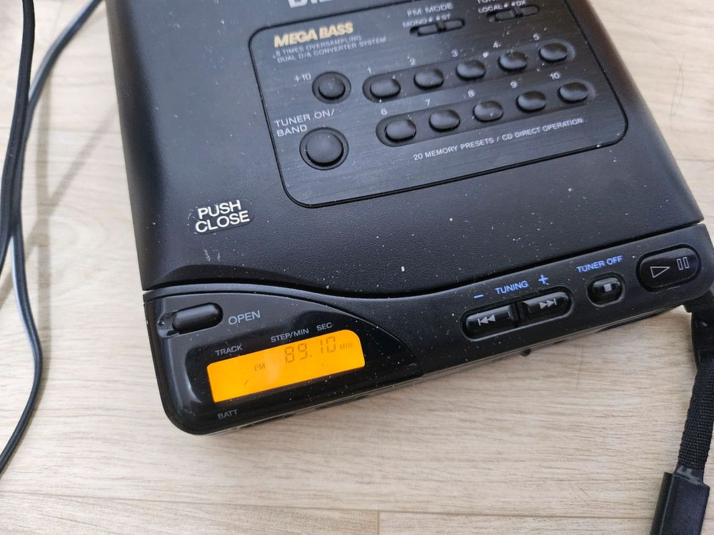 소니 디스크맨 D-143 / D-T66 일괄--2