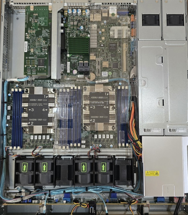 (1U 서버) 슈퍼마이크로 6019P 4베이 LFF 1U 서버 silver 4110 듀얼 스케일러블 중고서버--1