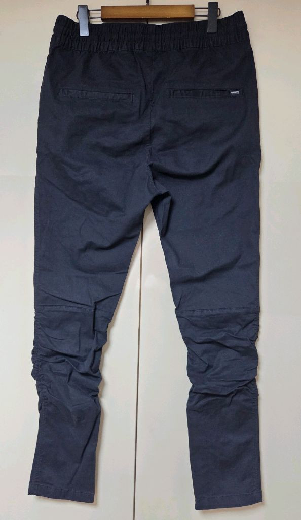 H&M셔링 조거팬츠 블랙 32사이즈 판매합니다--9