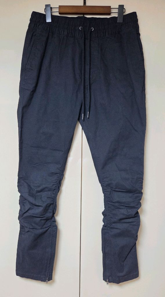 H&M셔링 조거팬츠 블랙 32사이즈 판매합니다--0