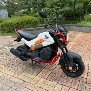 혼다 나비110 17년형 화이트차량 짧은키로수 팝니다