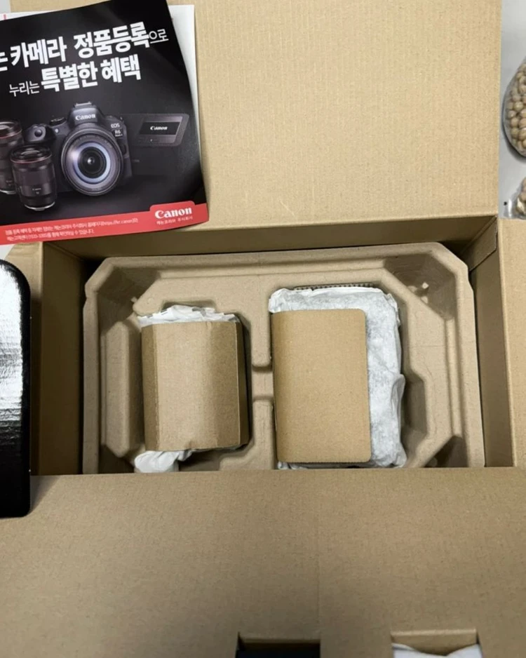 캐논 EOS R50V 14-30 KIT 블랙+슈팅그립(완전새제품) 이미지