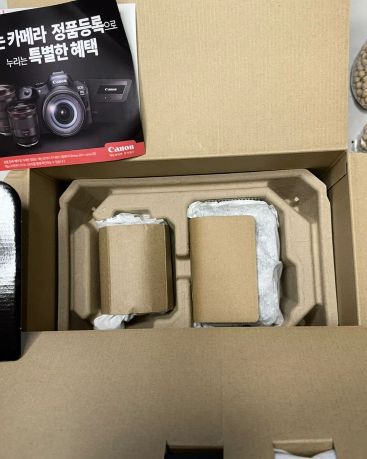 캐논 EOS R50V 14-30 KIT 블랙+슈팅그립(완전새제품) 이미지