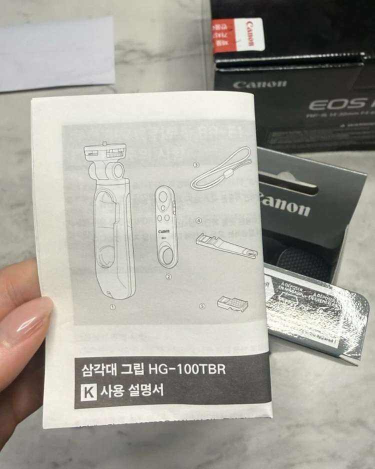 캐논 EOS R50V 14-30 KIT 블랙+슈팅그립(완전새제품) 이미지