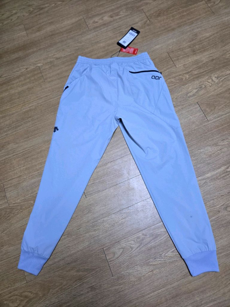 데상트 트레이닝 바지--6