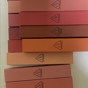 화장품 대량 판매 (전부 1.5만원 아래) _ 클리오 3ce 샤넬 지방시 오휘 헤라 이미지