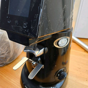 피오렌자토 F83E 전자동 커피그라인더 분쇄기