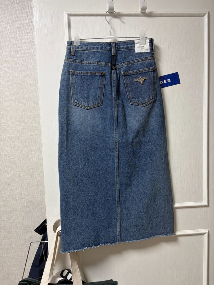 톰브라운 청치마 미디기장 1사이즈--1