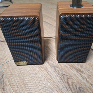 에이튜브 A101V 진공관 스피커 사운드