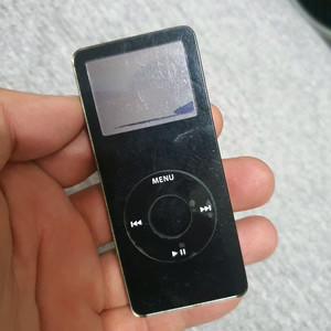 애플 아이팟나노1세대 a1137 2기가 블랙 부품용