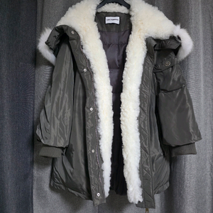 칼라거펠트 폭스퍼 글로우 헝가리 구스다운